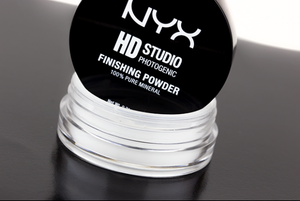 NYX Studio Finishing Powder - Translucent Finish po finaliza