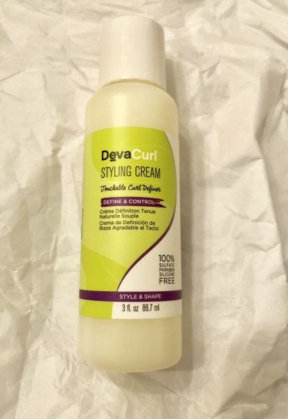 - Devacurl styling cream define & control 88,7 mls