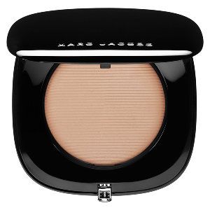 Perfection Powder - Featherweight Foundation Marc Jacons